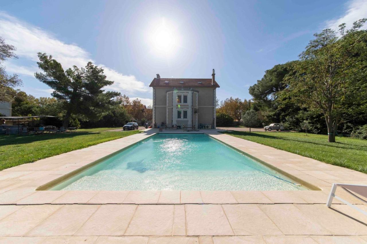 Maebrilu Camargue Provence Bed & Breakfast Салон-дьо-Жиро Екстериор снимка