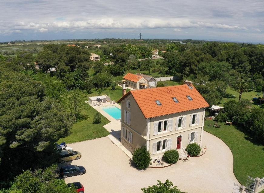 Maebrilu Camargue Provence Bed & Breakfast Салон-дьо-Жиро Екстериор снимка