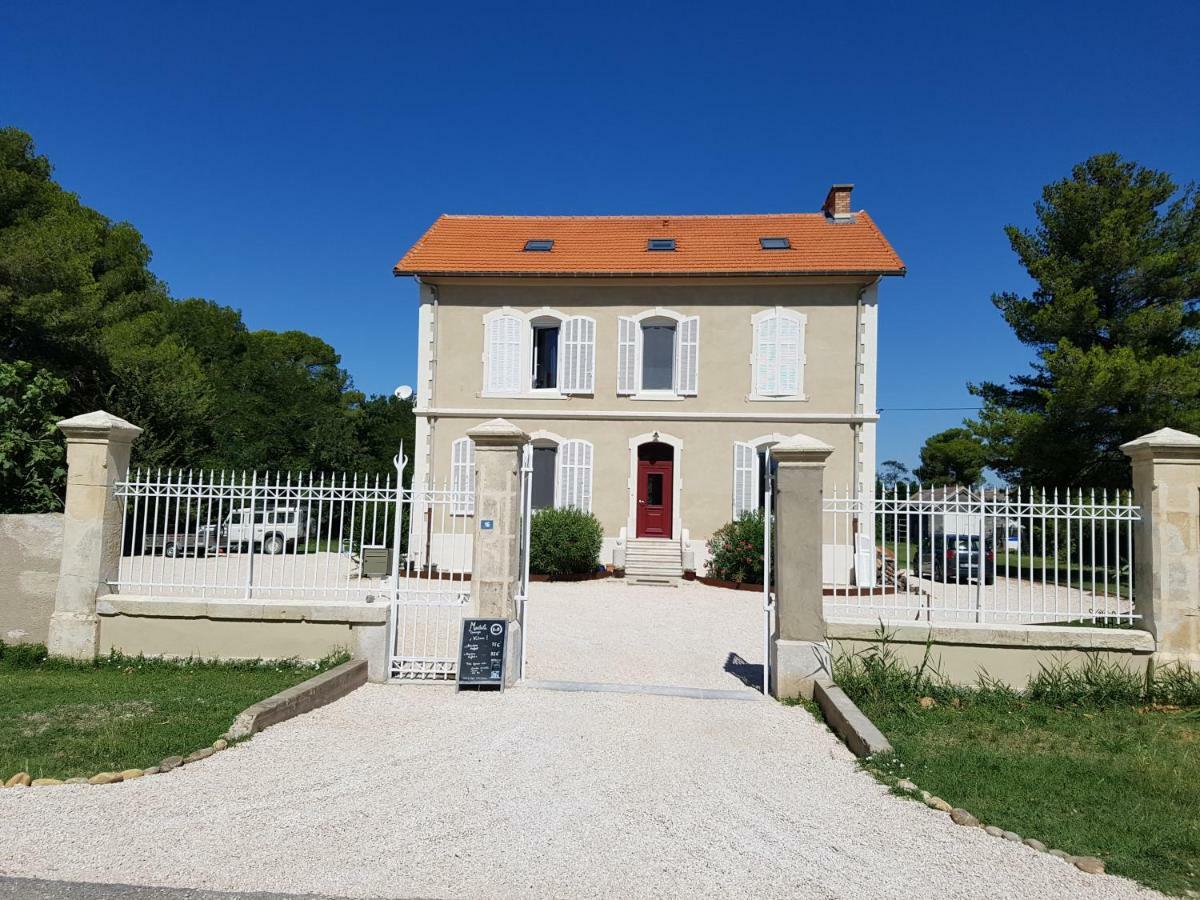 Maebrilu Camargue Provence Bed & Breakfast Салон-дьо-Жиро Екстериор снимка