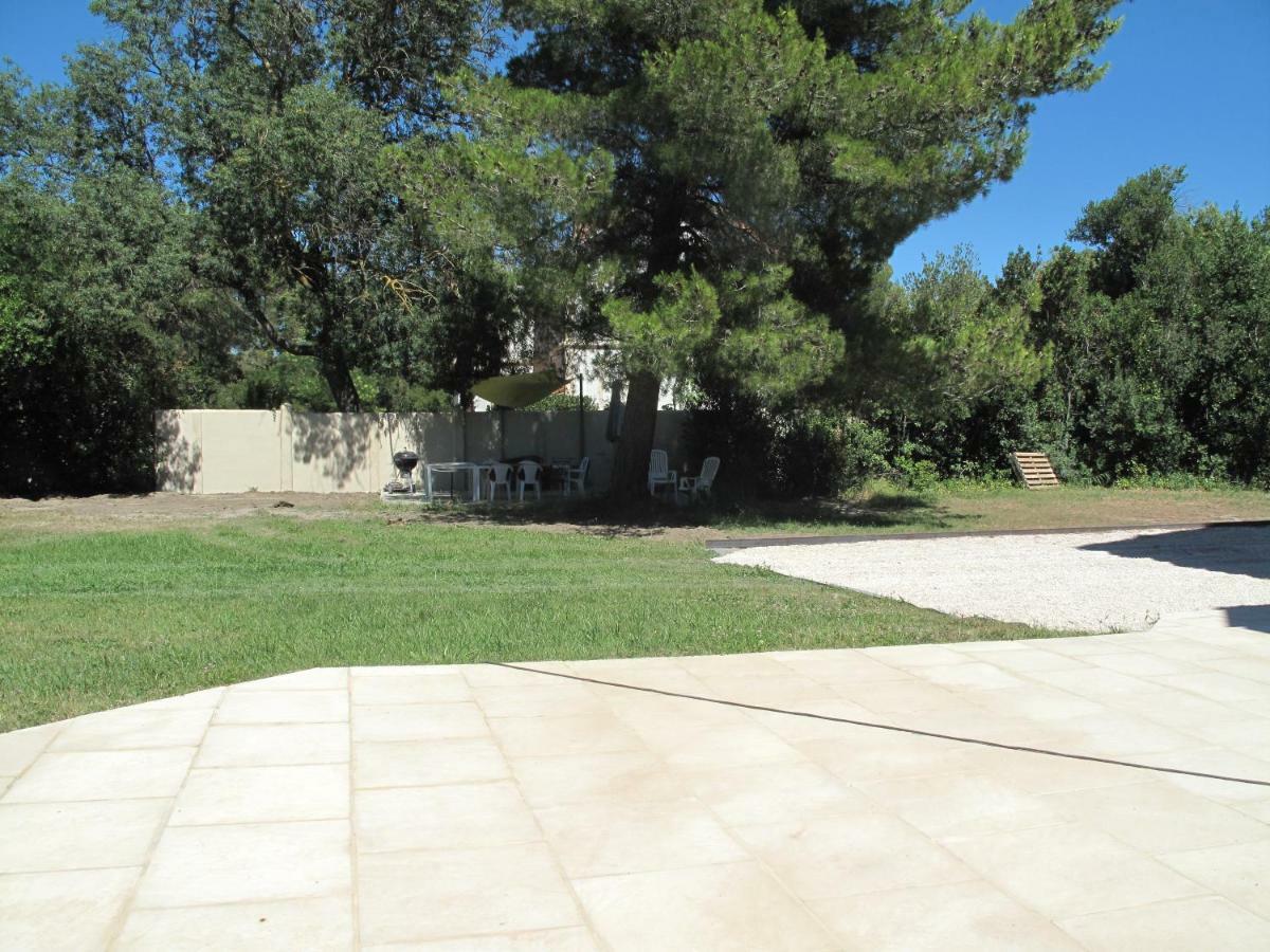 Maebrilu Camargue Provence Bed & Breakfast Салон-дьо-Жиро Екстериор снимка